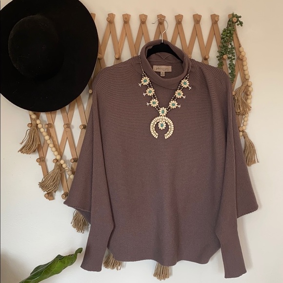 Philosophy Sweaters - Philosophy mock neck slim sleeve oversize sweater